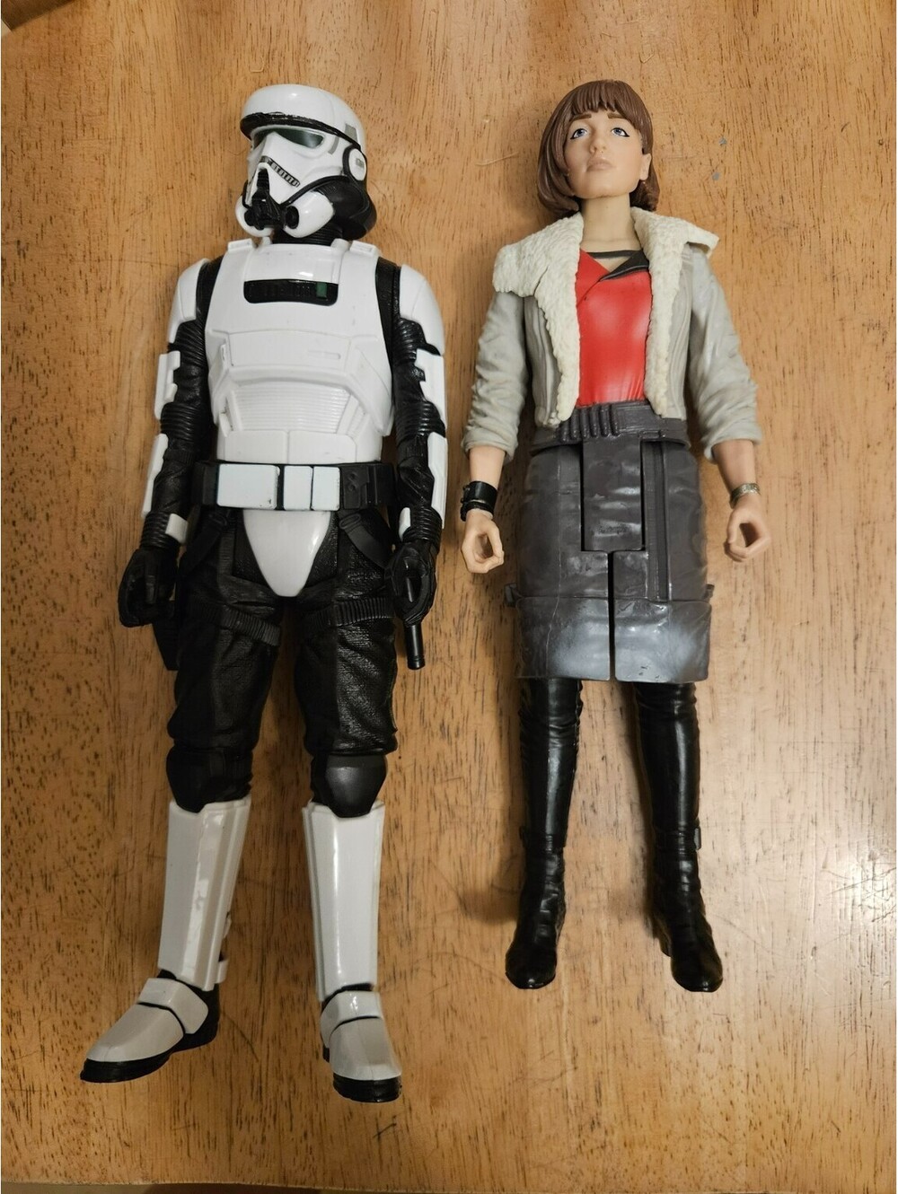 Hasbro Star Wars Solo 12in Qi'ra Corellia Imperial Patrol Trooper Stormtrooper